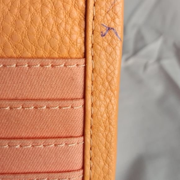 Vtg Fossil Women's Pebbles Leather Pink/Salmon Leather Wallet - Picture 6 of 16